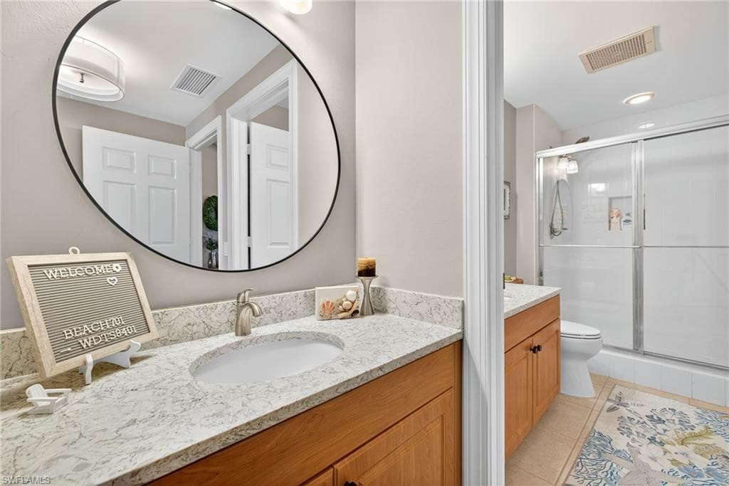 2743 1st ST 701-25
