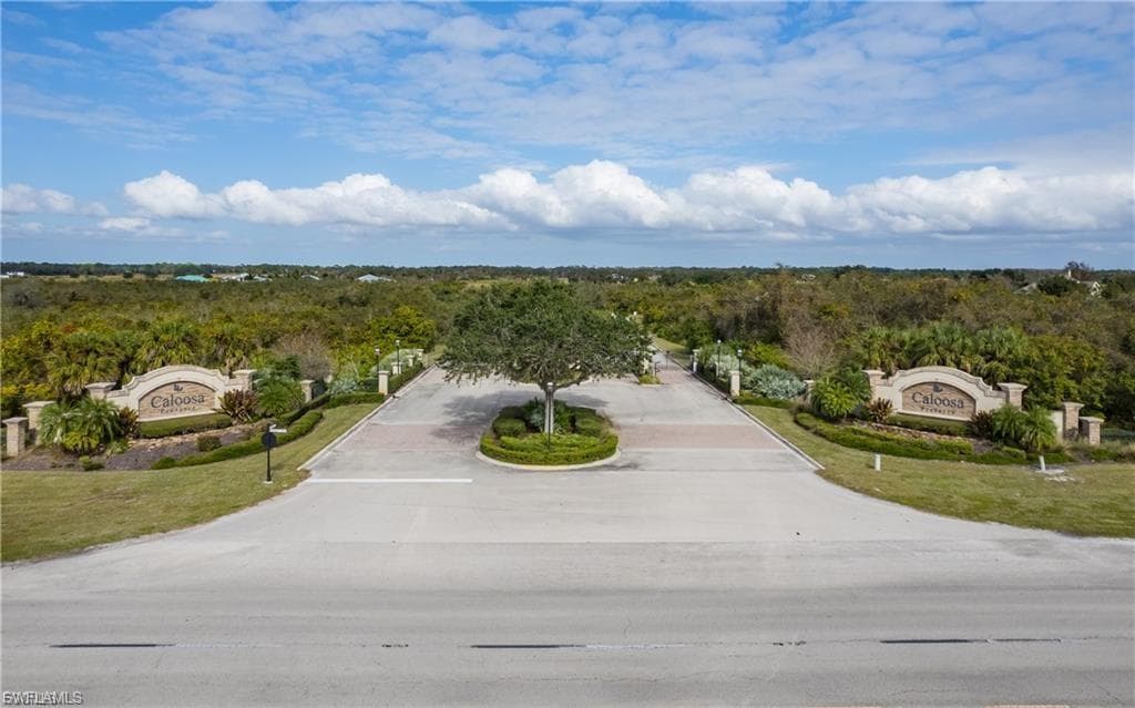 22797 Yellow Button LN-2