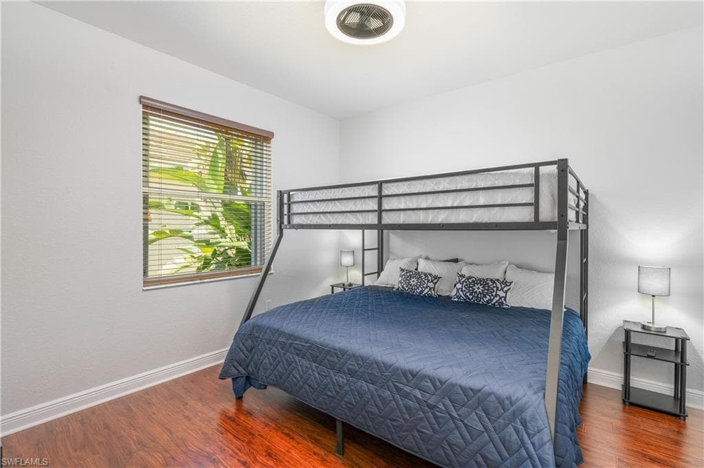 4923 Cerromar DR-23