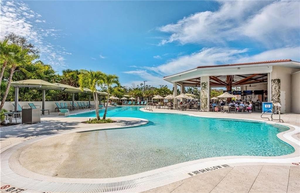 4923 Cerromar DR-33