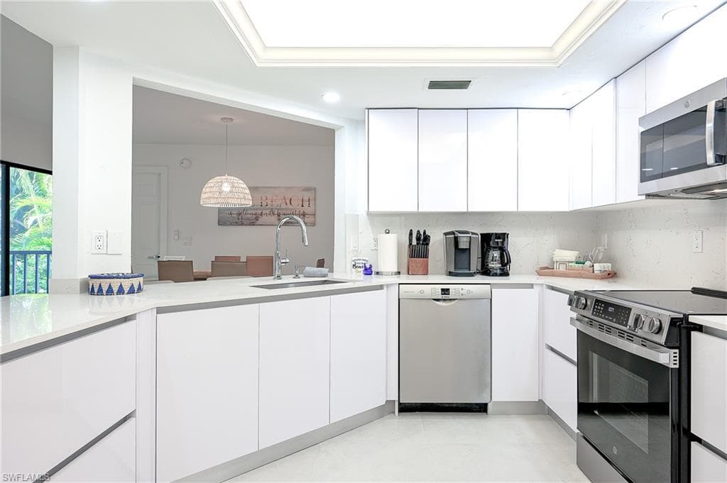 592 Beachwalk CIR N202-2