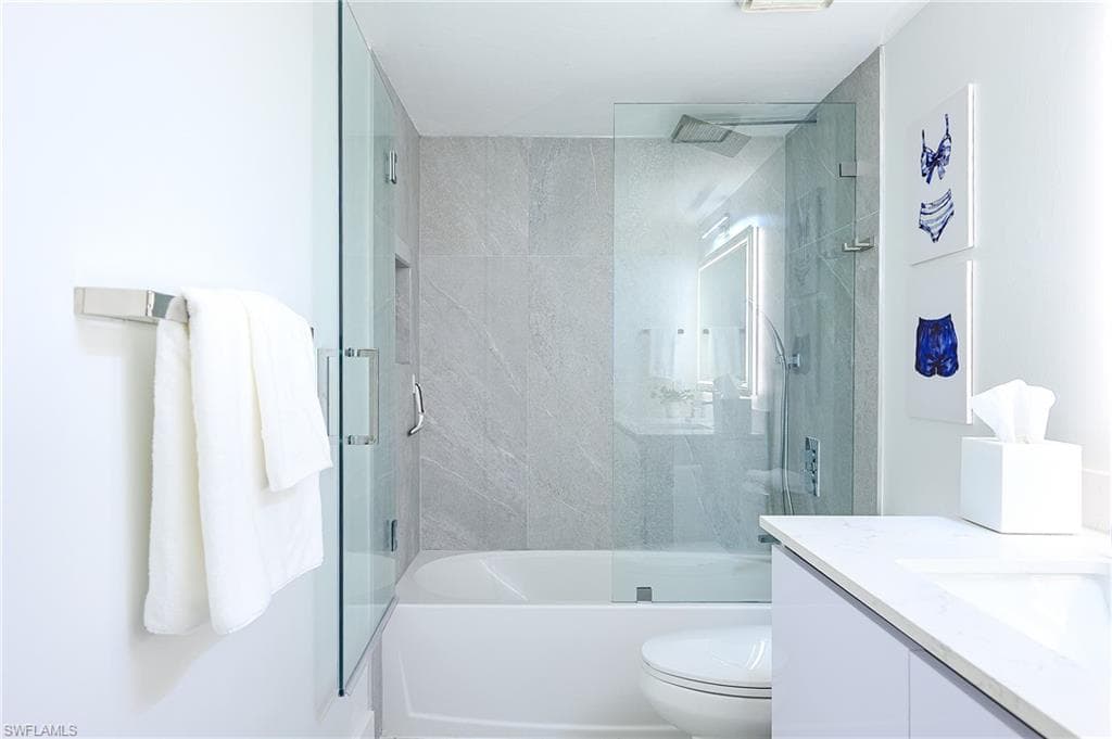 592 Beachwalk CIR N202-18