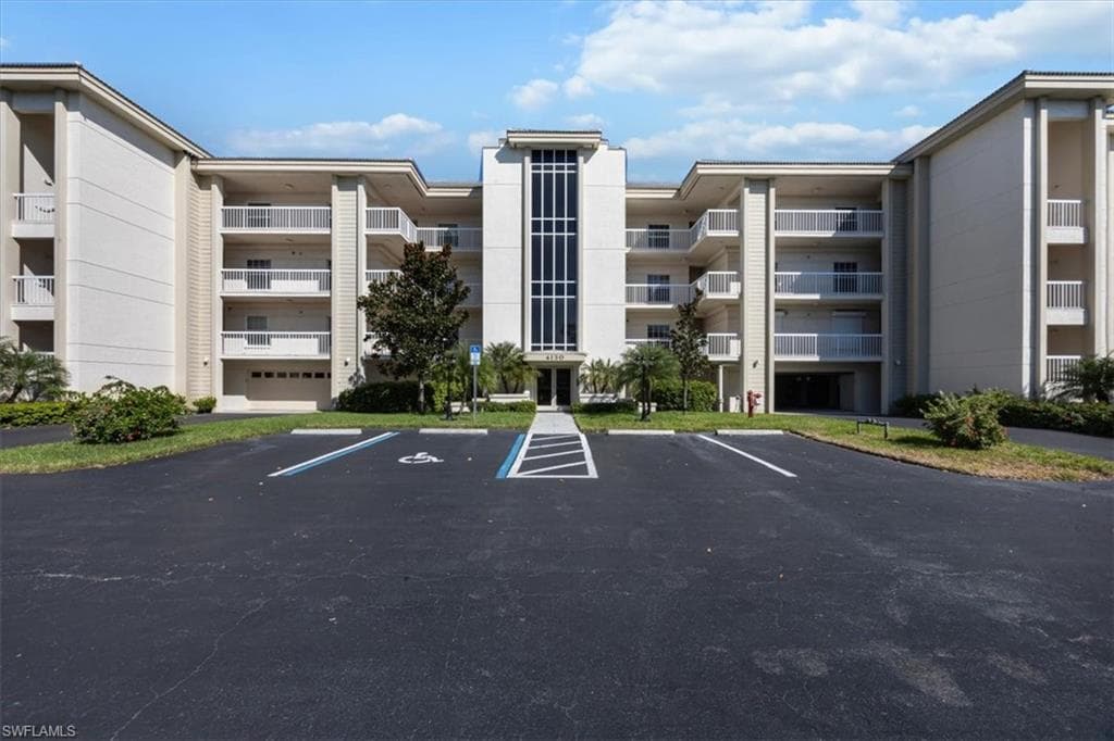 4130 Bayhead DR 301-32