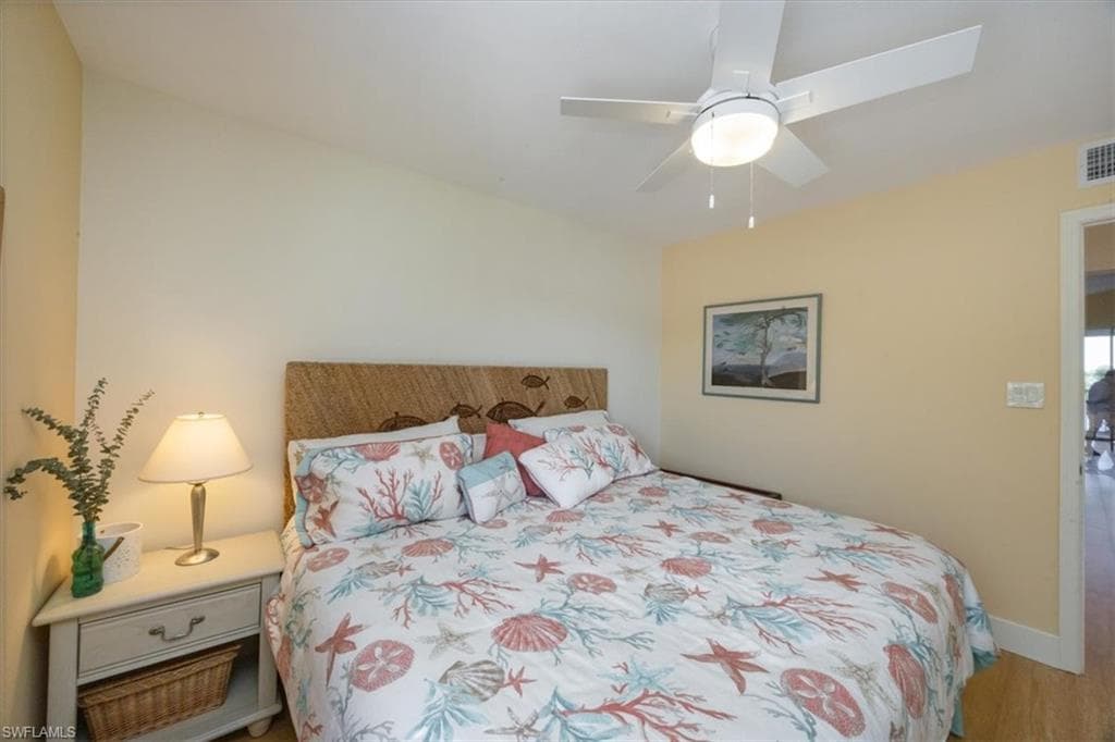 4130 Bayhead DR 301-18