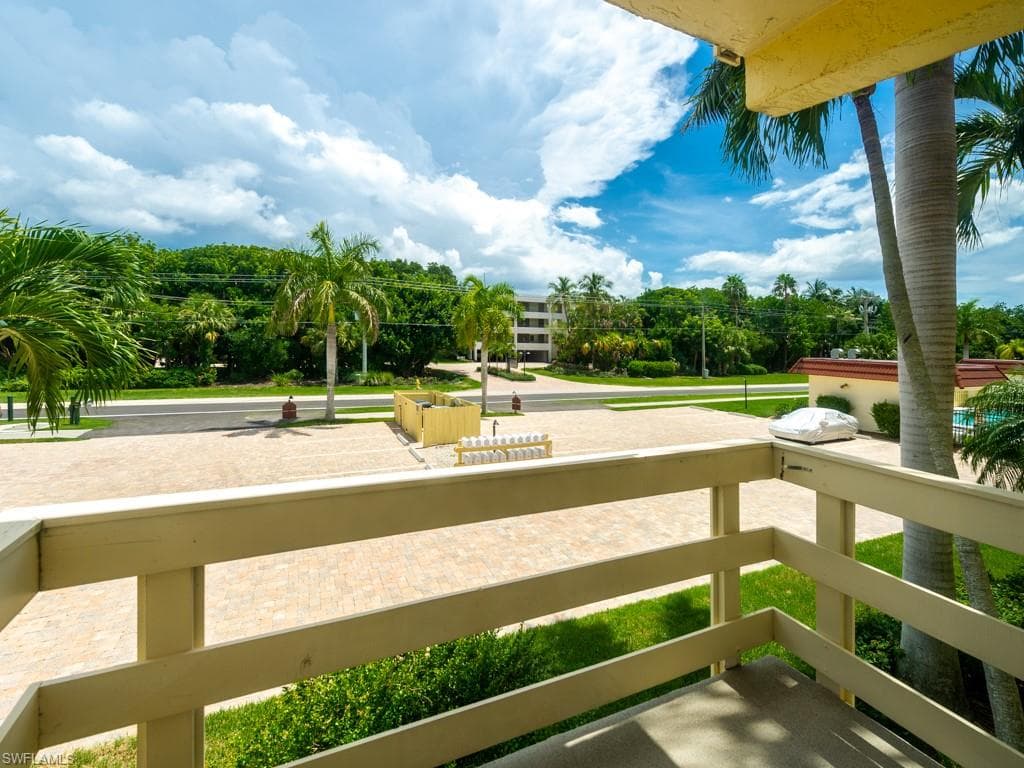 1610 Middle Gulf DR E-4-16