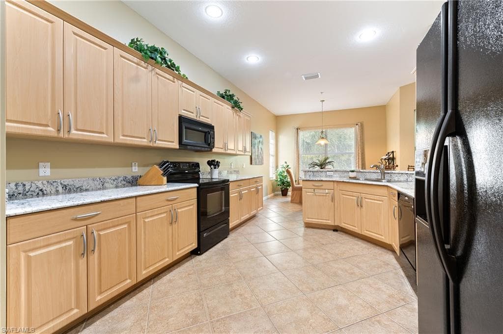 26407 Lucky Stone RD 201-7