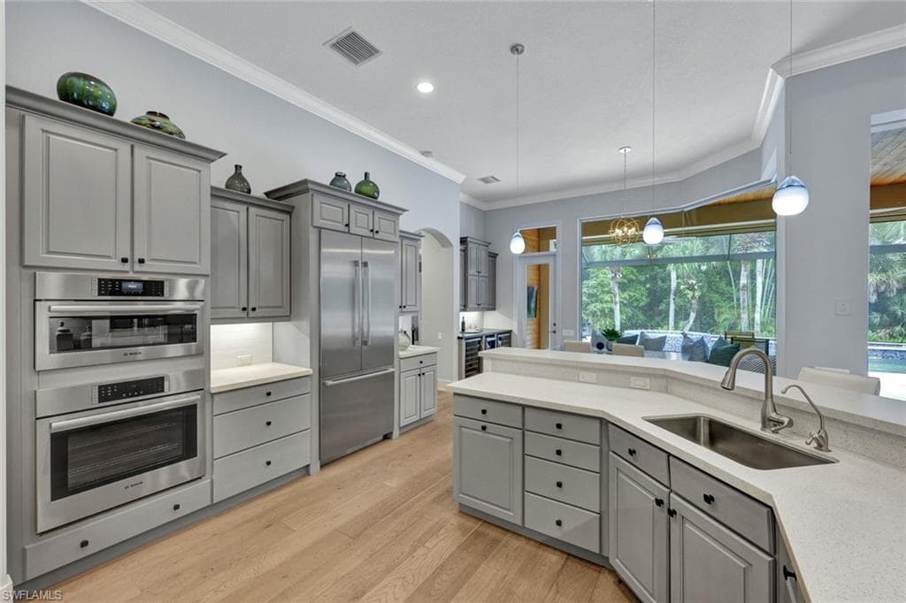 12219 Colliers Reserve DR-7