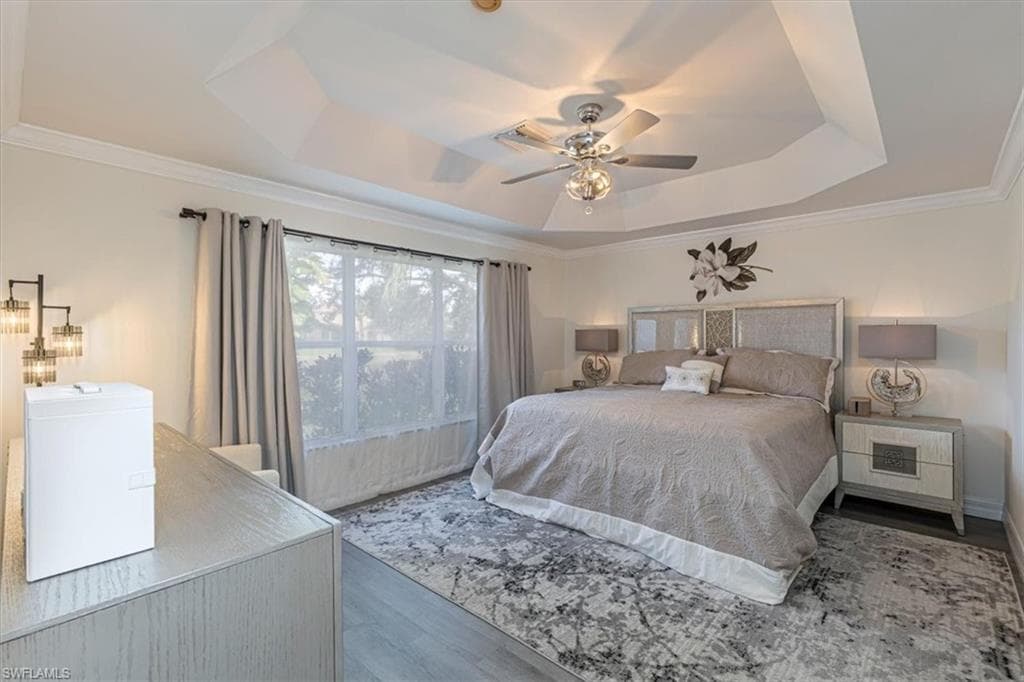 1630 Triangle Palm TER-13