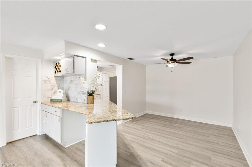 17017 Golfside CIR 404-6