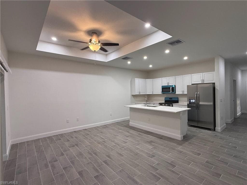 304-306 Gordon AVE S-25