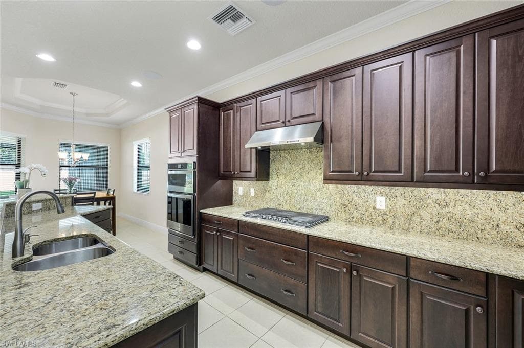 10101 FLORENCE CIR-9