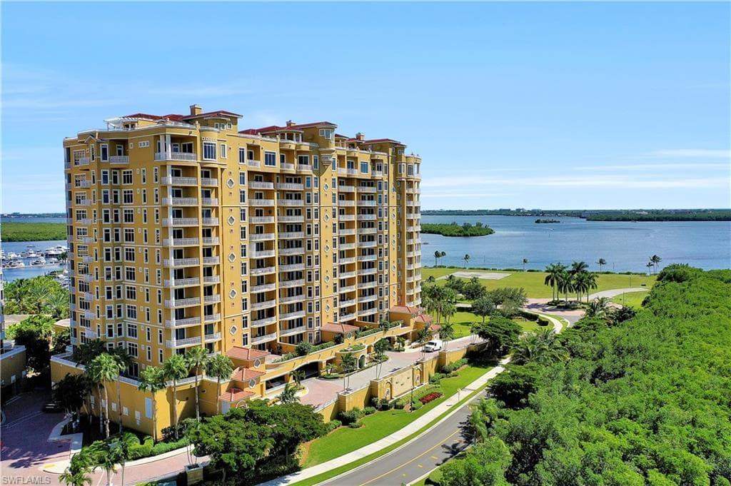 6081 Silver King BLVD 404-33