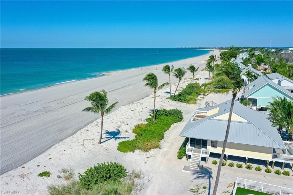24 Beach Homes-40