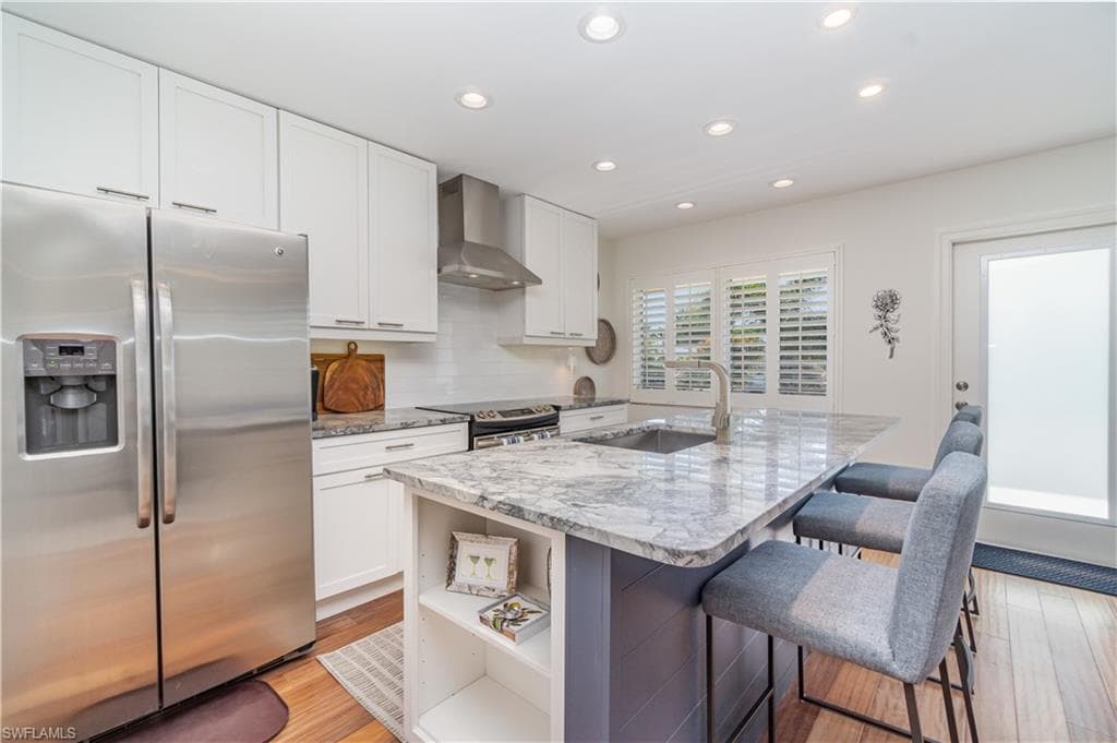 473 12th AVE S B11-2