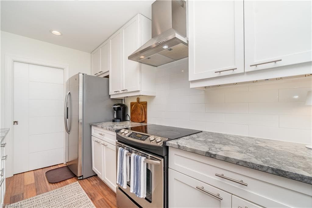 473 12th AVE S B11-4