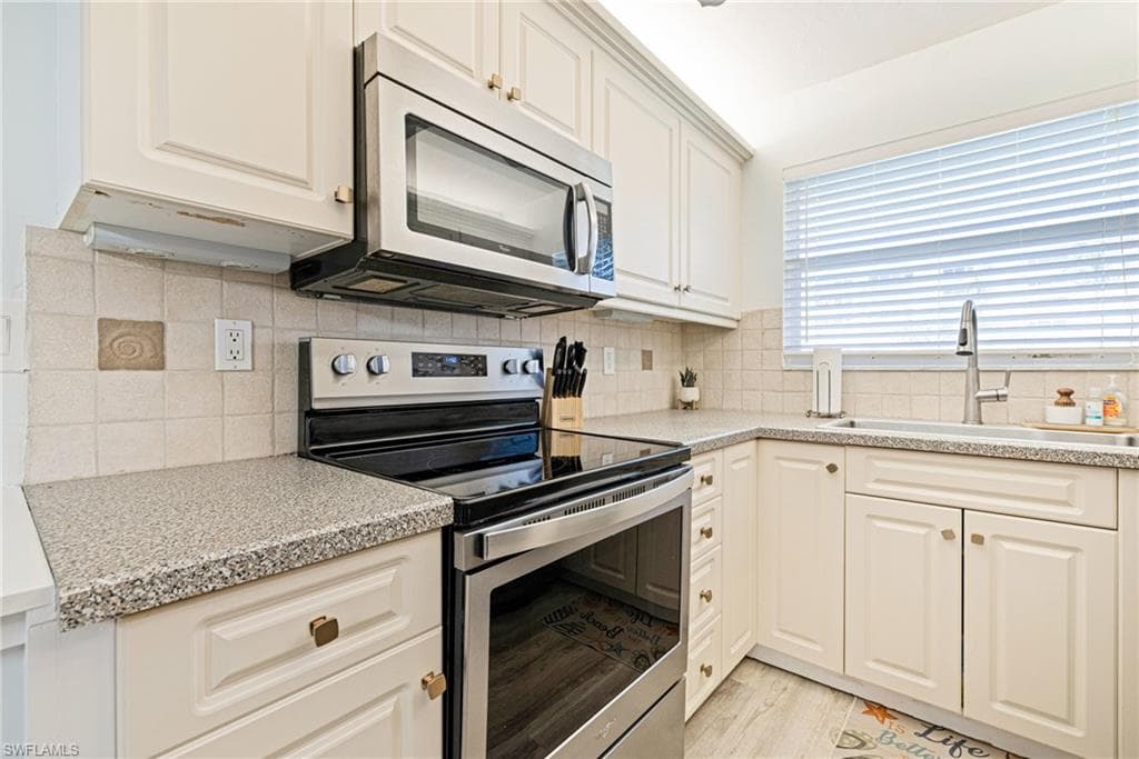 25740 Hickory BLVD 246-8