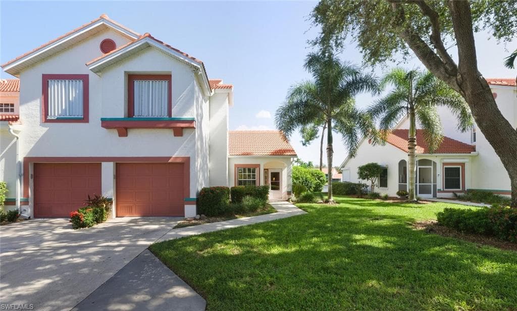 636 Windsor SQ 102-33