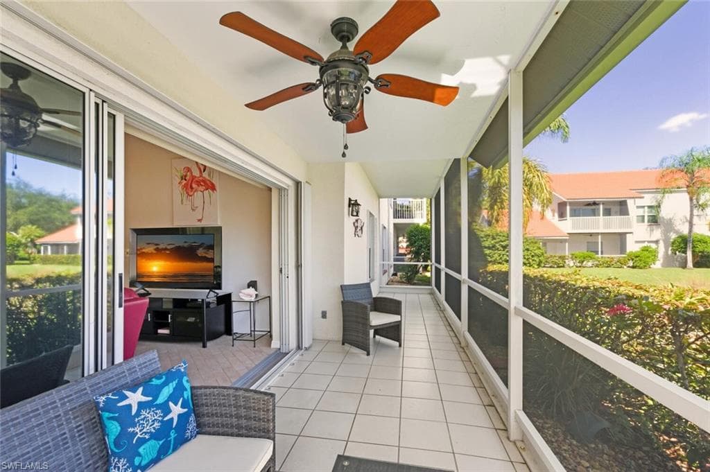 636 Windsor SQ 102-19