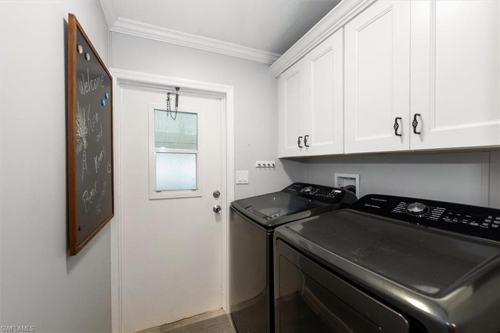 102 Elise DR-19