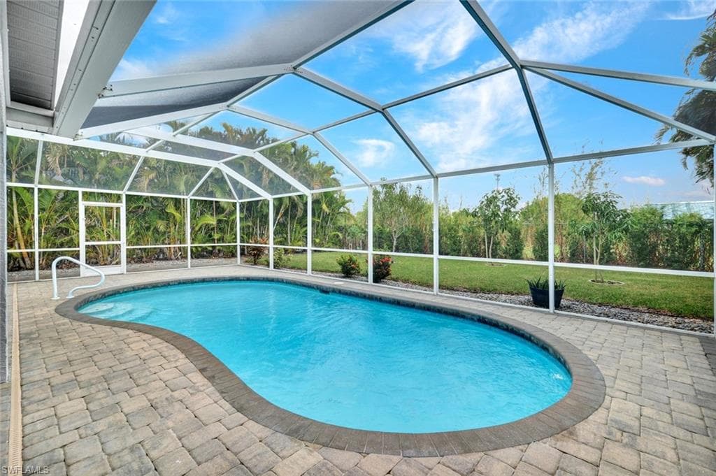 15645 Beachcomber AVE-2