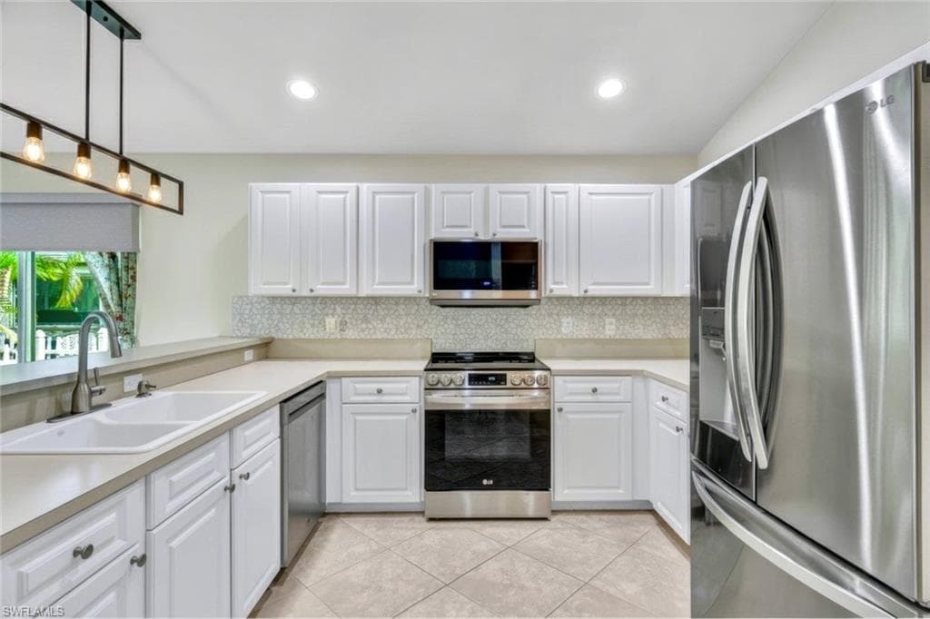 15645 Beachcomber AVE-12