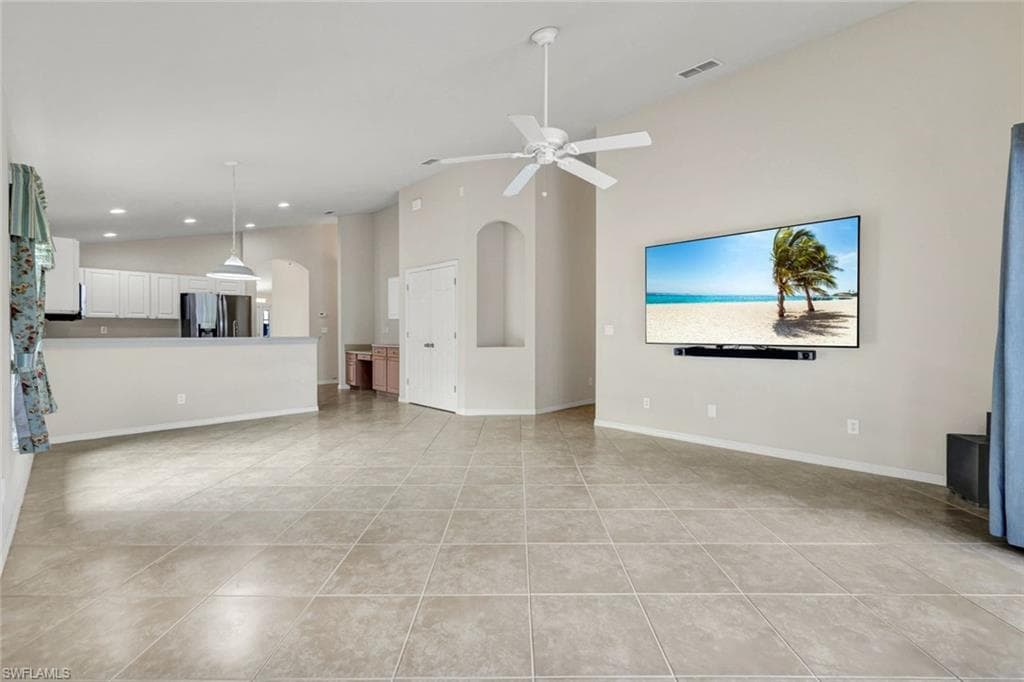 15645 Beachcomber AVE-7