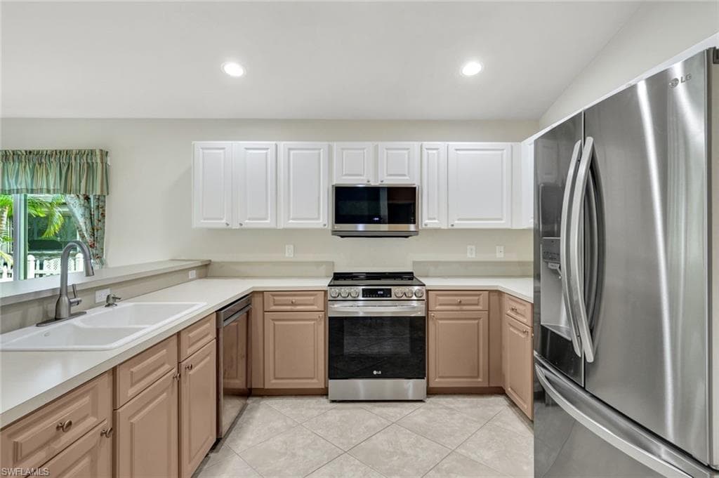 15645 Beachcomber AVE-11