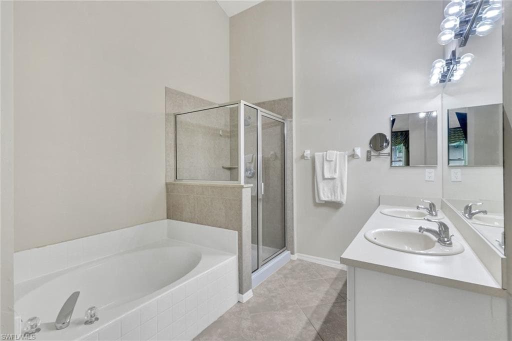 15645 Beachcomber AVE-21