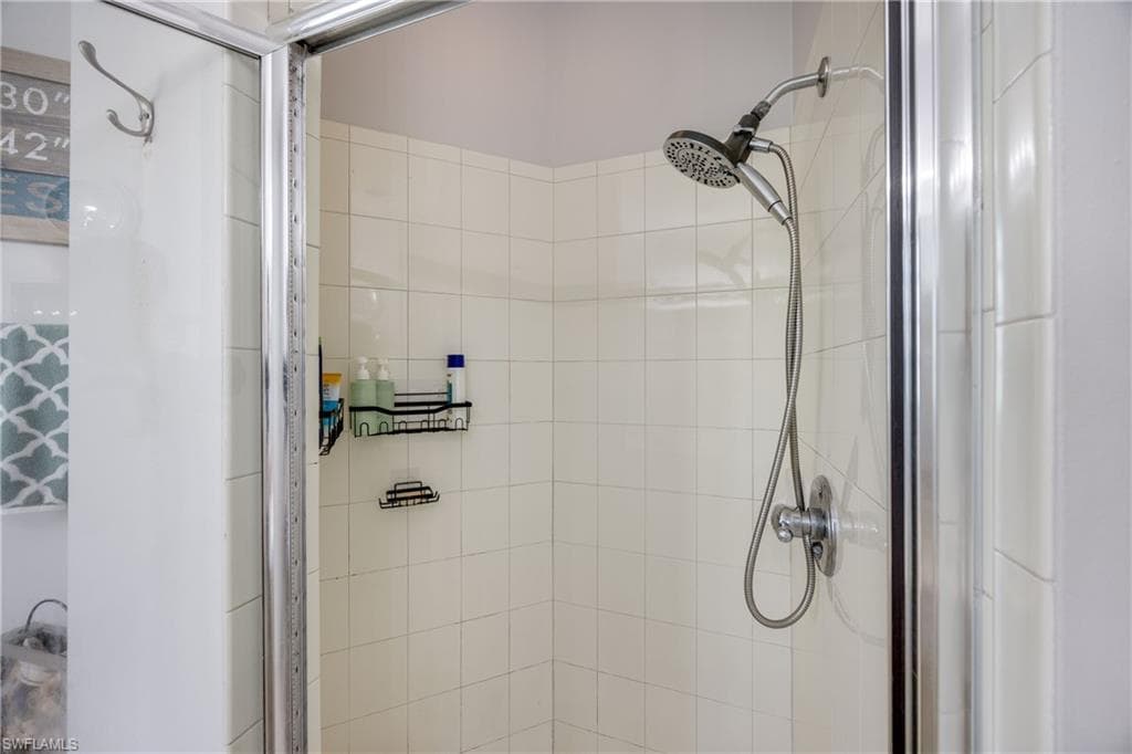 1320 Mariposa CIR 104-13
