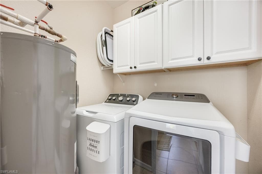 1320 Mariposa CIR 104-19