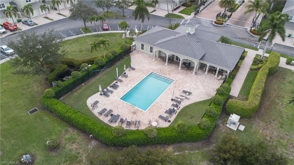 1320 Mariposa CIR 104-29
