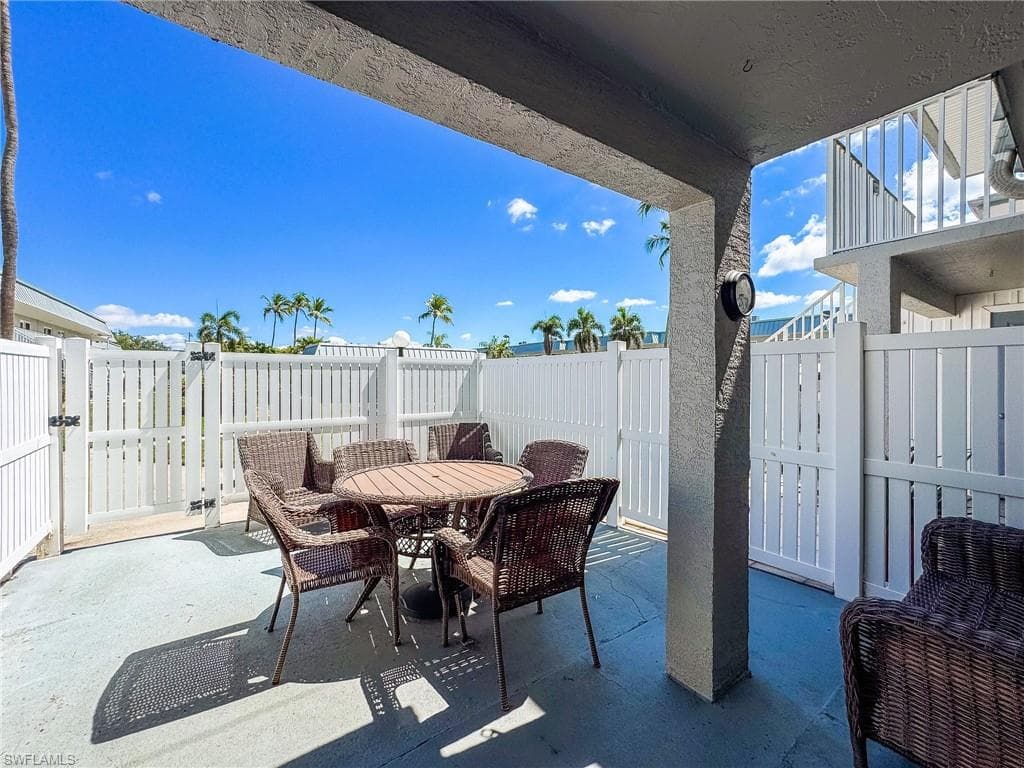6777 Winkler RD 150-15