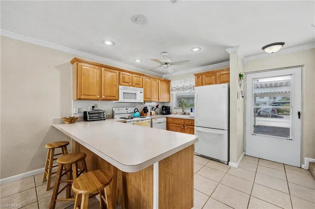 6777 Winkler RD 150-3