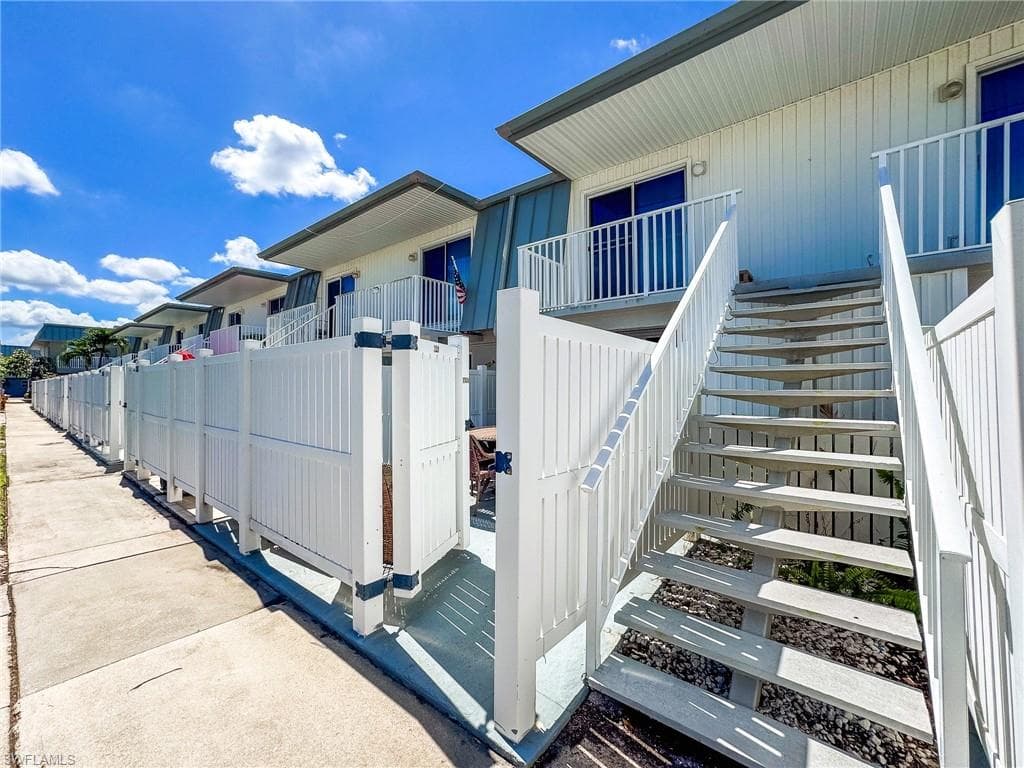 6777 Winkler RD 150-18