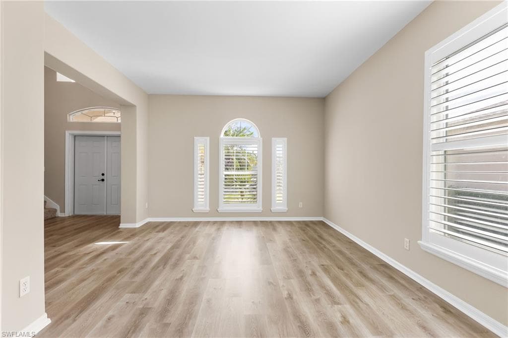 16620 Wellington Lakes CIR-11