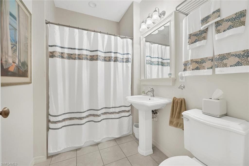 2165 Hawksridge DR 1302-18