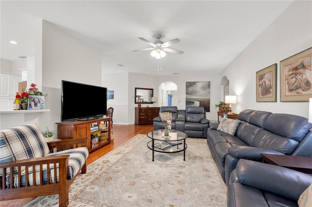 2165 Hawksridge DR 1302-8