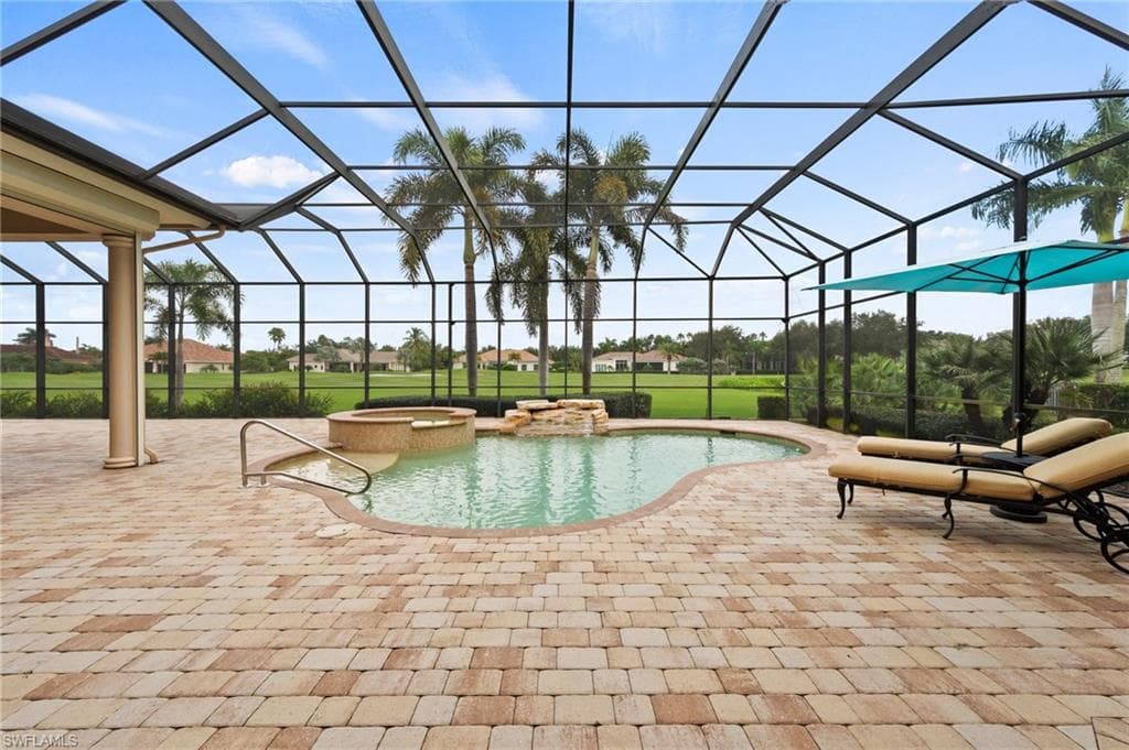 6068 Sunnyslope DR-40