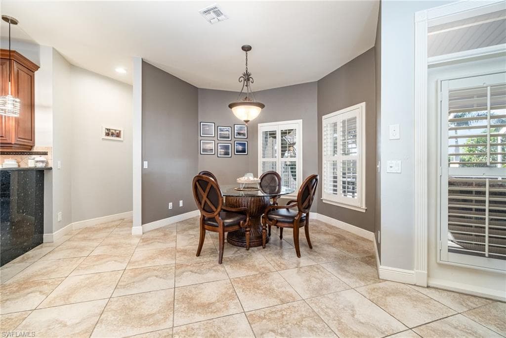 15753 Caloosa Creek CIR-10