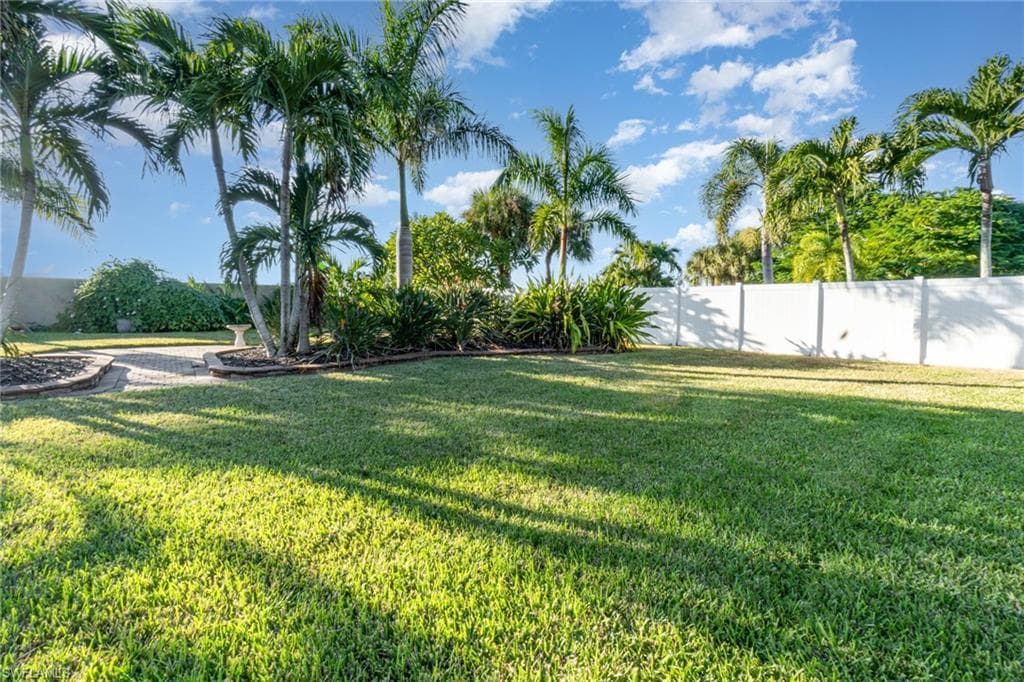 15753 Caloosa Creek CIR-39
