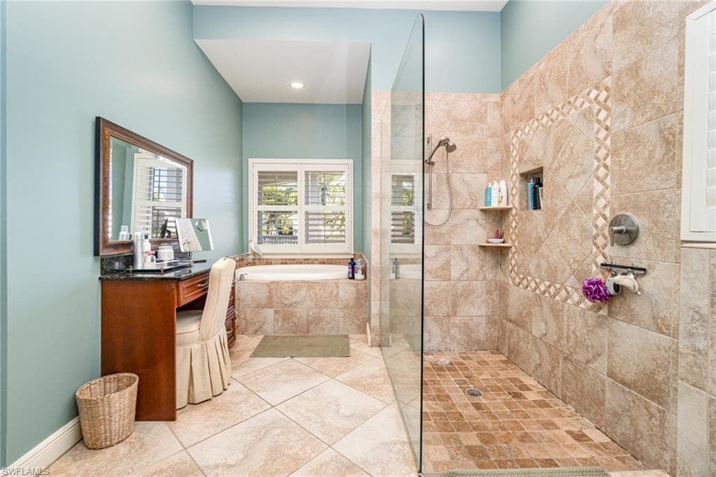 15753 Caloosa Creek CIR-21