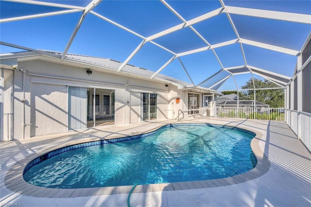 17585 Blackfriar DR-26
