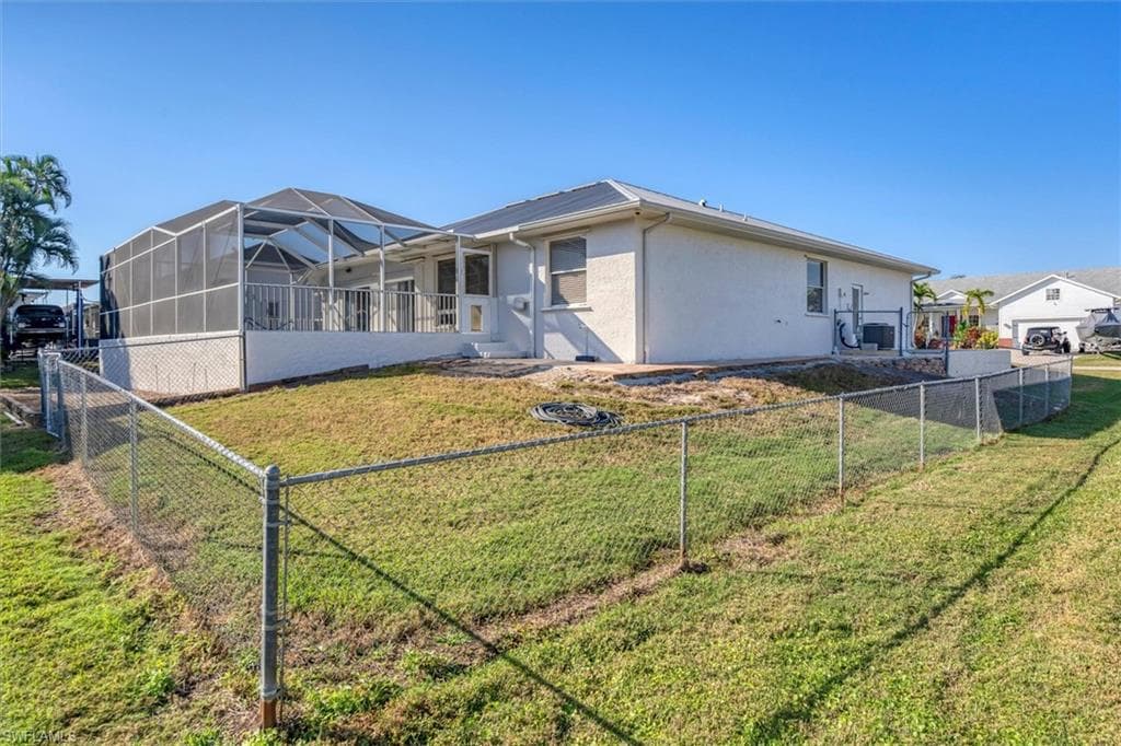 17585 Blackfriar DR-28