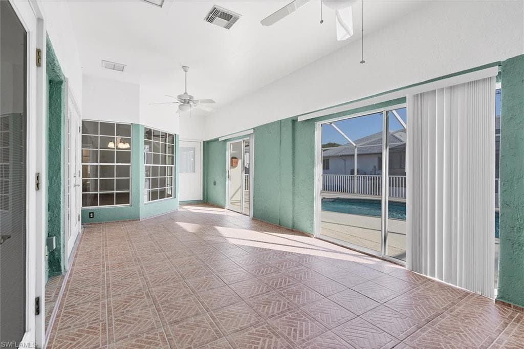 17585 Blackfriar DR-24