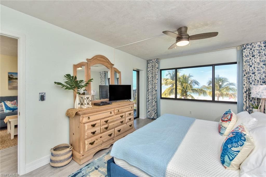 7500 Estero BLVD 202-6