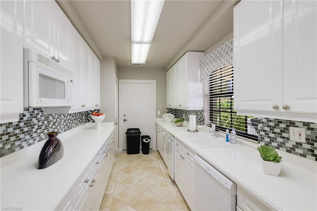 11620 Court Of Palms 303-32