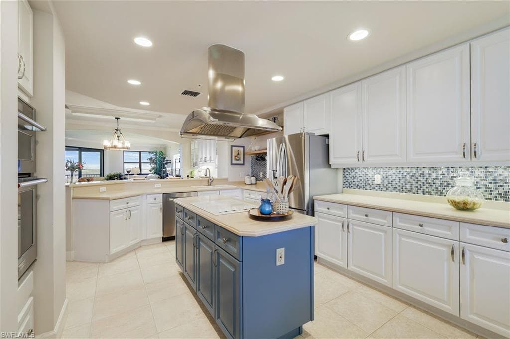 11620 Court Of Palms 303-5