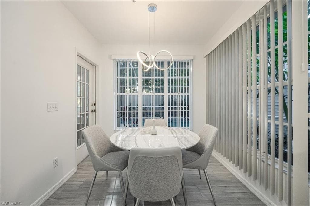 3722 Rachel LN-16