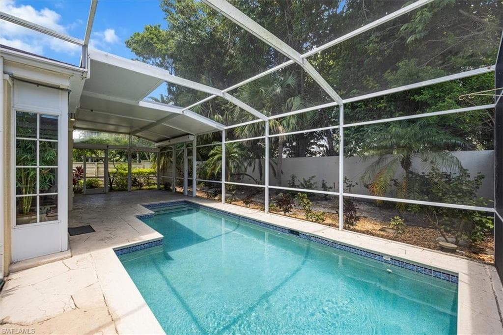 3722 Rachel LN-37
