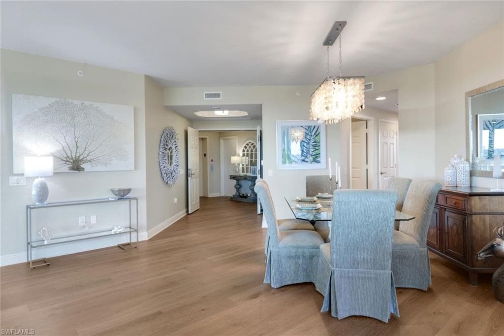 455 Cove Tower DR 801-6
